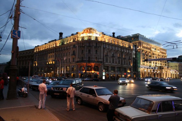 Hotel National na rohu Tverské ulice